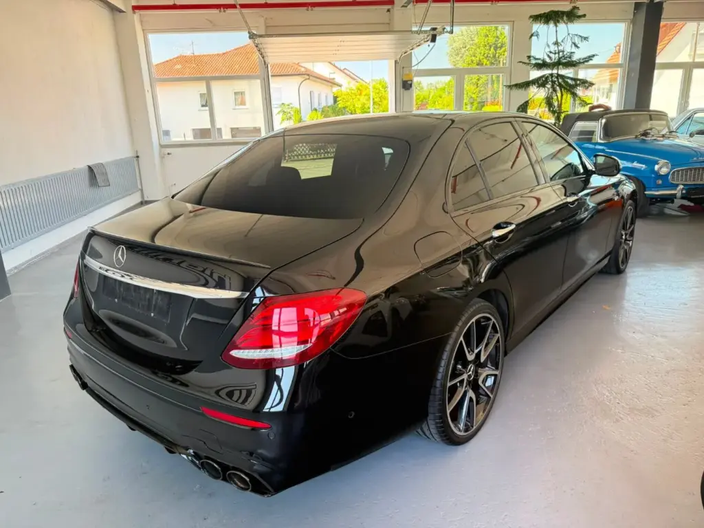 Mercedes-Benz E 43 AMG E Limousine 4Matic – Bild 3